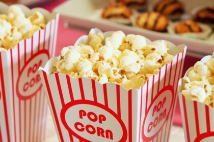 custom-popcorn-boxes-vs-traditional-boxes-which-one-to-choose?