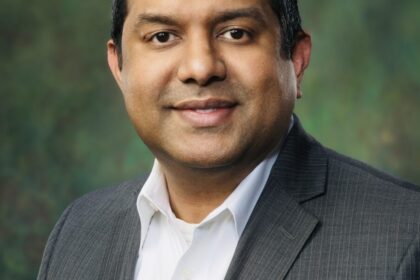 web-product-engineering-director-and-magnitude-award-winner-thekkepat-harish-madhavan-celebrates-10-years-leading-application-architecture-and-design-and-innovating-platform-business-models-at-epsilon