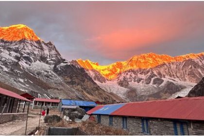 trekking-nepal:-annapurna-base-camp,-circuit,-or-langtang-valley,-which-adventure-calls-you?